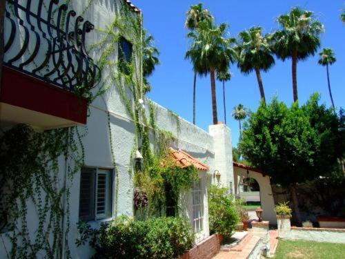 Maricopa Manor B&B Inn Феникс Экстерьер фото