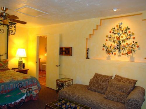 Maricopa Manor B&B Inn Феникс Экстерьер фото